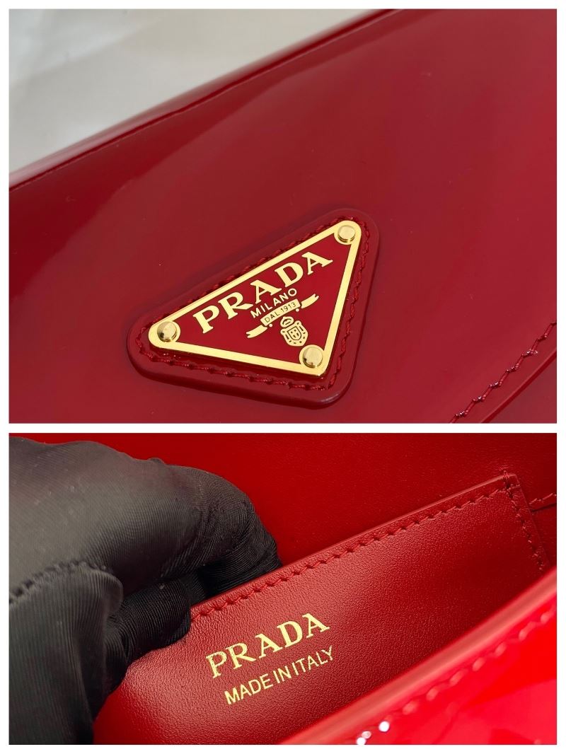 Pra*a hobo bags